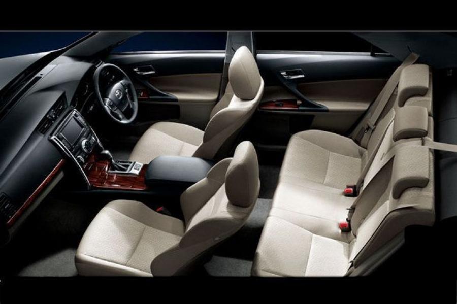  Toyota Mark-X 2010 года  (фото 41 из 50)